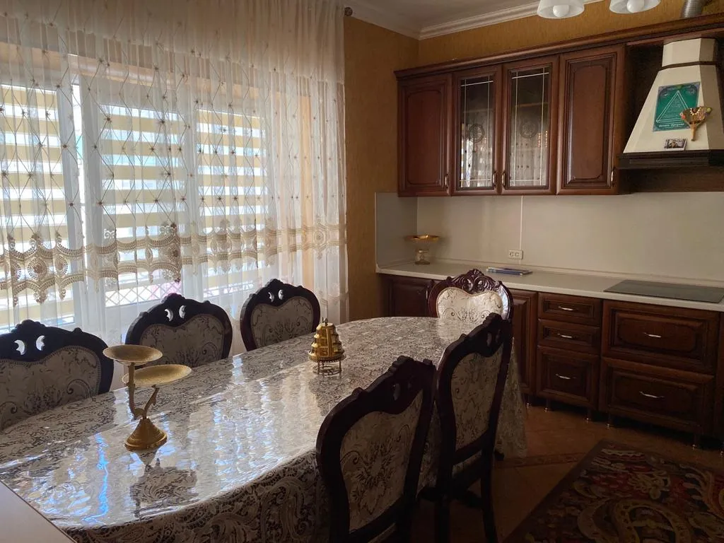 5-комнатный Дом