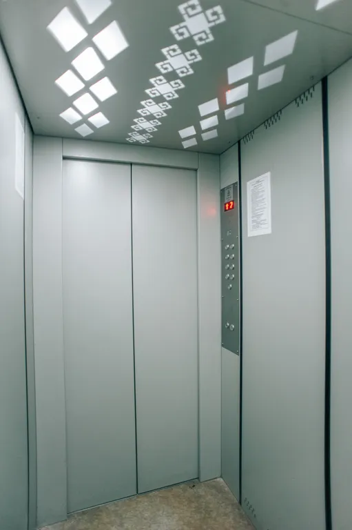 Классное Место с парковкой в центре, близко стадион Спартак и Арена