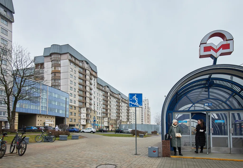 Квартира Уютная светлая квартира в 3 минутах ходьбы от метро — Минск