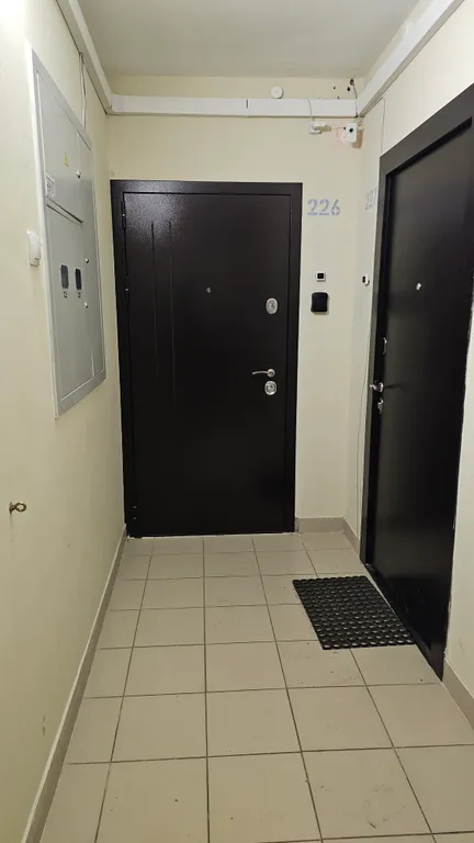 Современные трехкомнатные апартаменты на 14 этаже