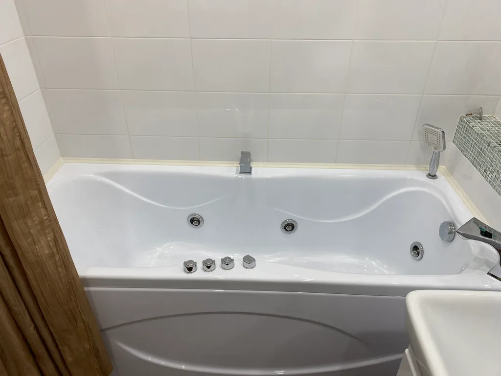 Уютная евродвушка с джакузи