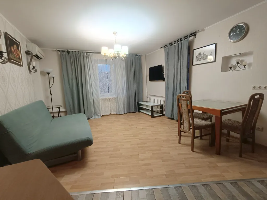 Трёхкомнатная квартира на Воткинском шоссе