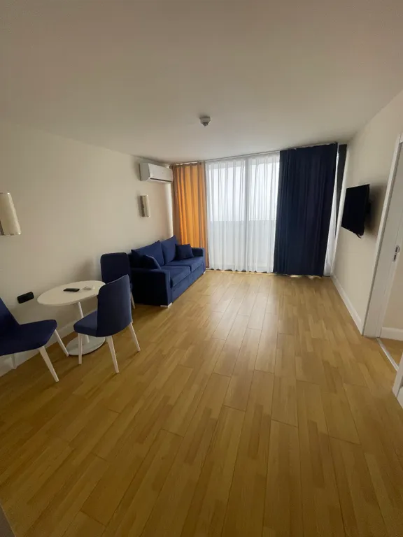 Апартаменты 2 х комнатные с видом на море на высоком этаже