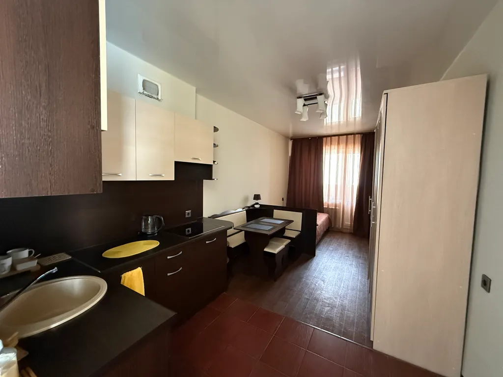 Студия в пешей доступности от аэропорта