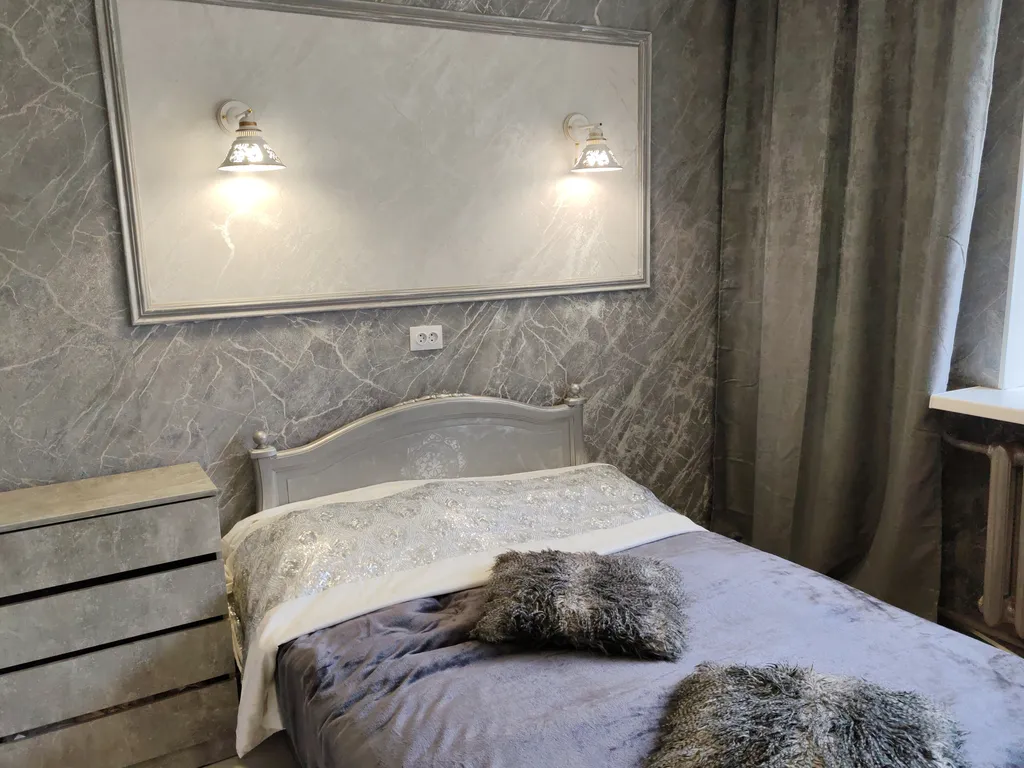 Уютная двухкомнатная квартира с отдельным входом в центре района