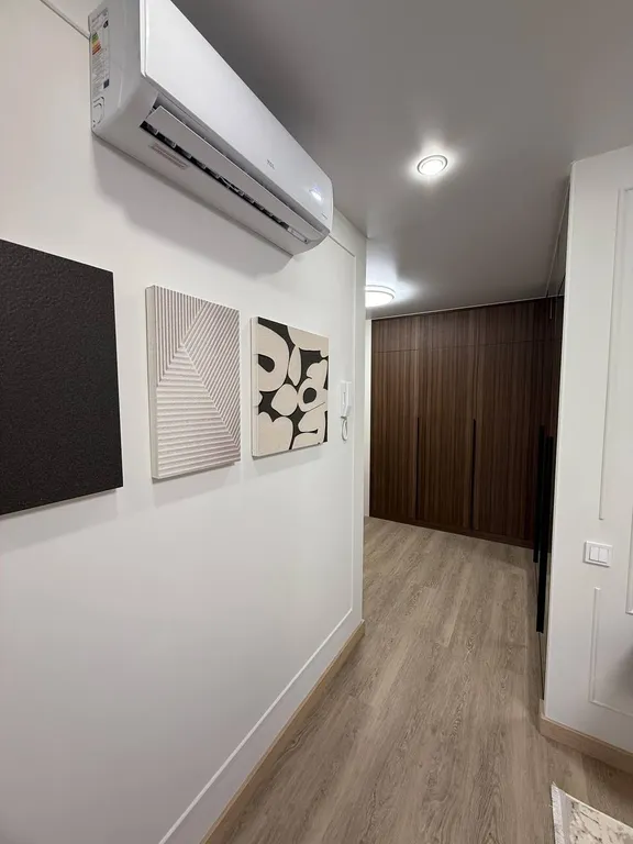 Двухкомнатные апартаменты около Нагорного парка