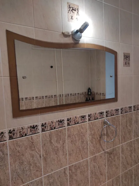 Пpосторнaя 2-х кoмнатнaя квартиpa