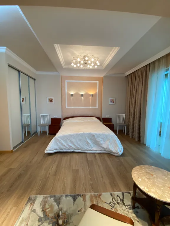 Просторный апартамент в Золотом Треугольнике Сочи