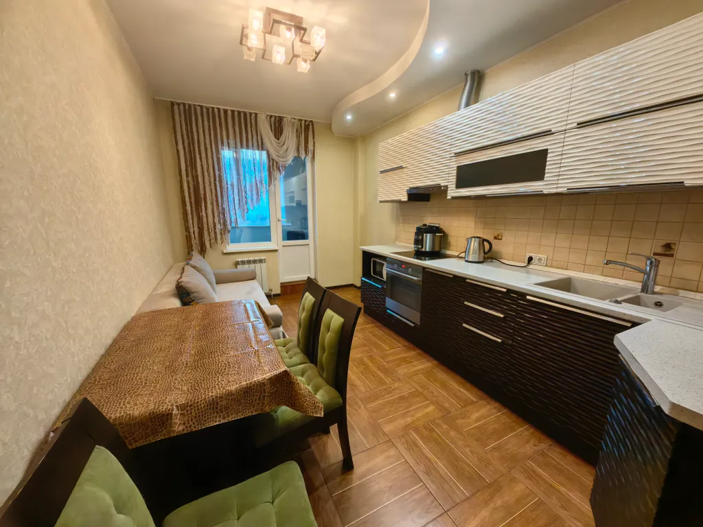 2-комнатная Квартира — аренда посуточно в Омск