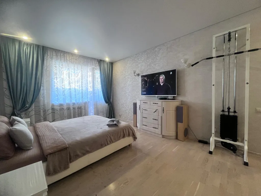 2-комнатная люкс на Энтузиастов