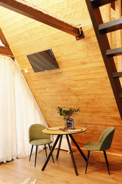 Комфортный дом с видом на лес