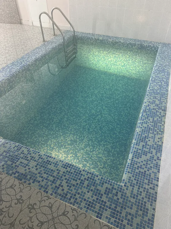 Замок для гостей