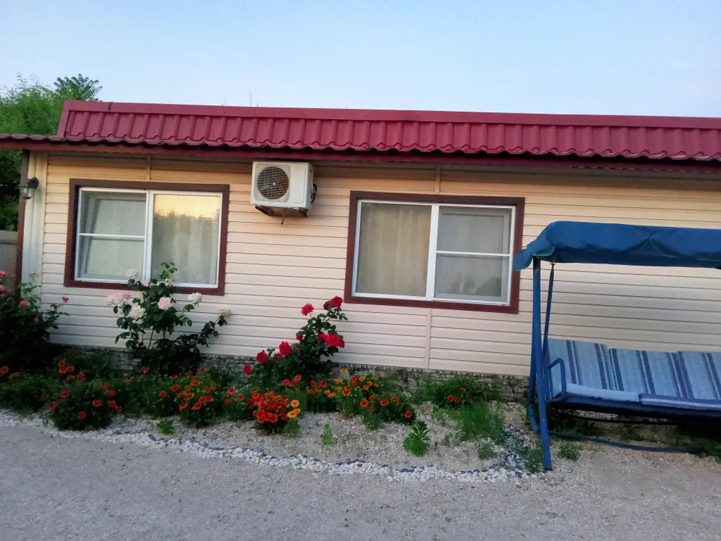 Коттедж Гостевой домик у моря — аренда посуточно в Должанская