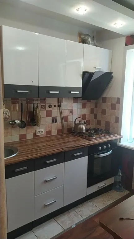 Большая двухкомнатная квартира возле Нахимовского училища