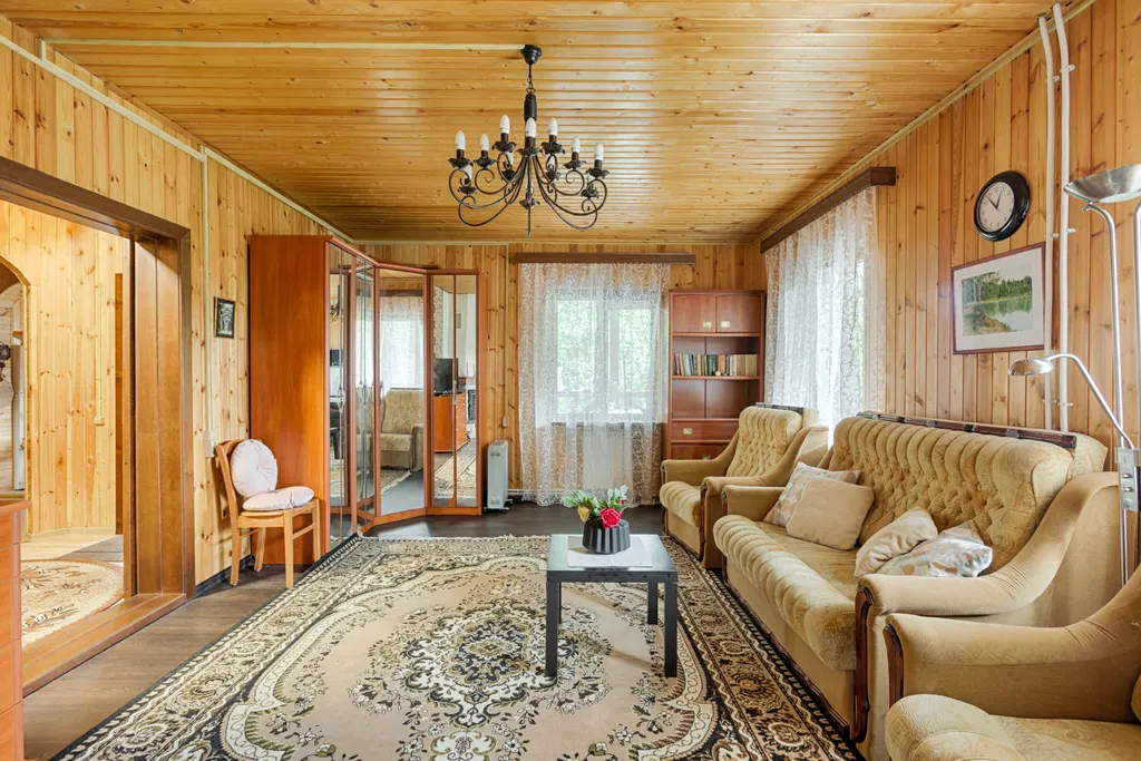 Дом с удобствами и шикарным садом для полноценного отдыха