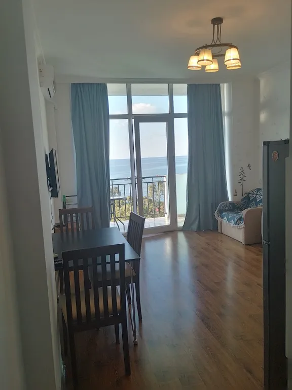 Двухкомнатная квартира с потрясающим видом на море — аренда посуточно в Батуми