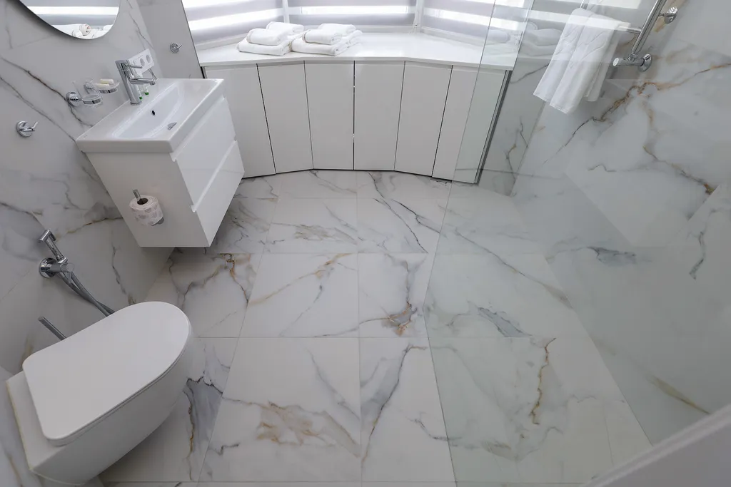 Уютная двухкомнатная квартира с дизайнерским ремонтом возле моря