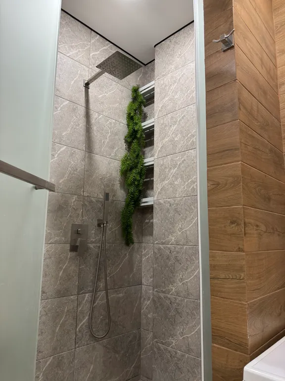 Современная уютная квартира в новом доме, рядом с парком и морем