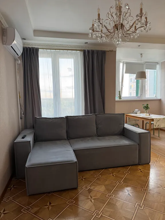 Рады видеть вас в нашей уютной , светлой квартире в Изумрудных Холмах