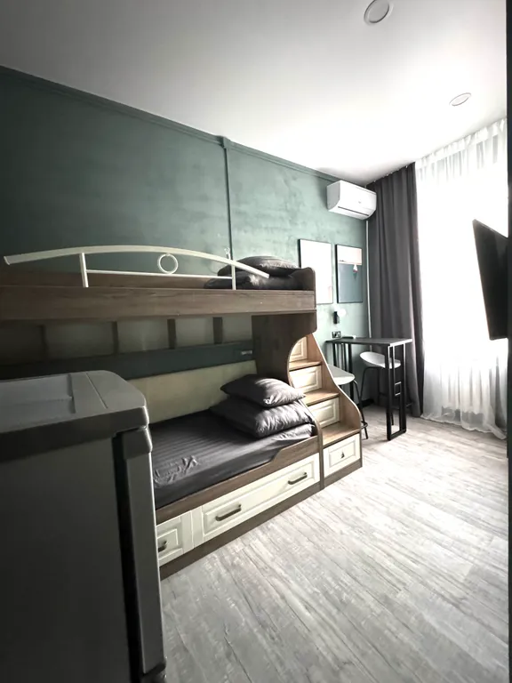 Двухместный номер №1 с 2мя кроватями и общей ванной комнатой