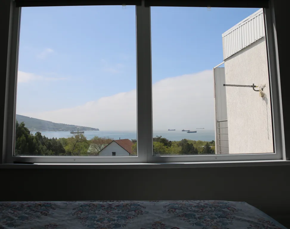 Коттедж для семьи с видом на море и собственным бассейном