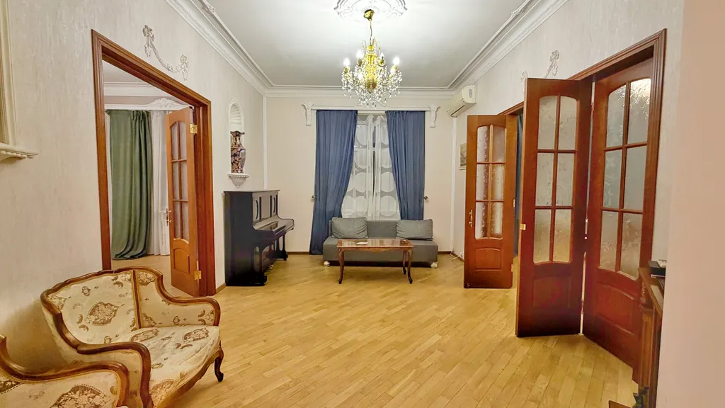 Квартира 4-х комнатная квартира в центре Москвы на Маяковской — Москва