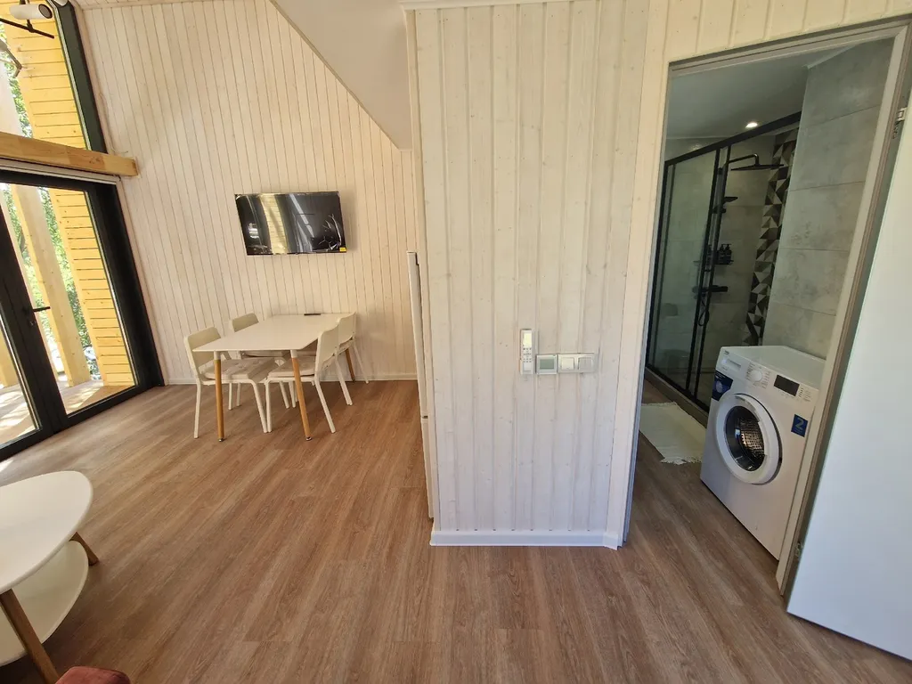 Двухуровневый коттедж Тенерифе с террасой