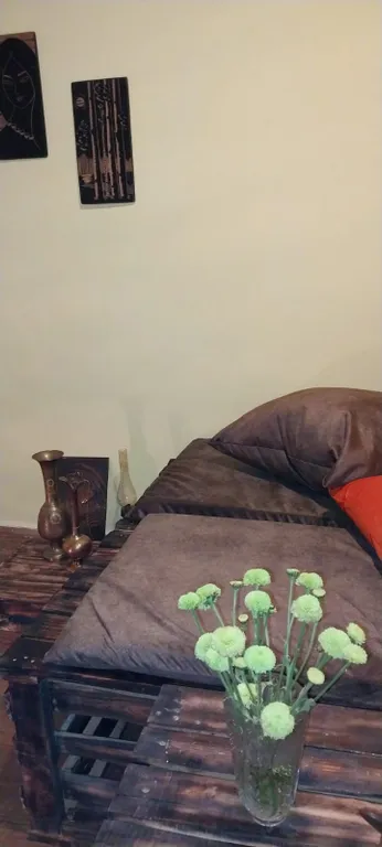 Modern famely Suit City Center