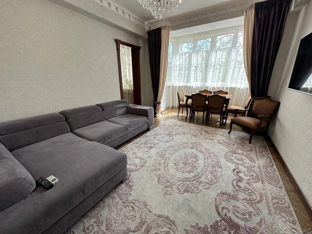 Уютная 3 комнатная квартира