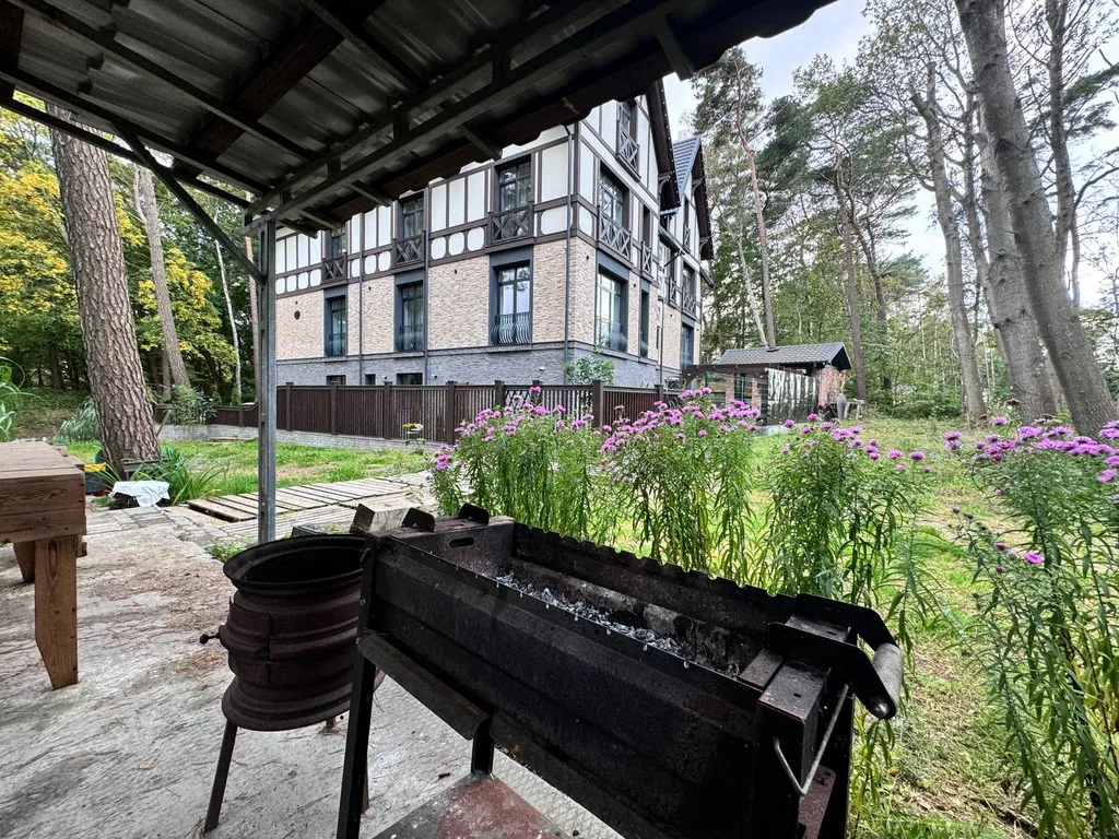 Квартира Апартаменты на первой линии моря с зоной барбекю — Светлогорск