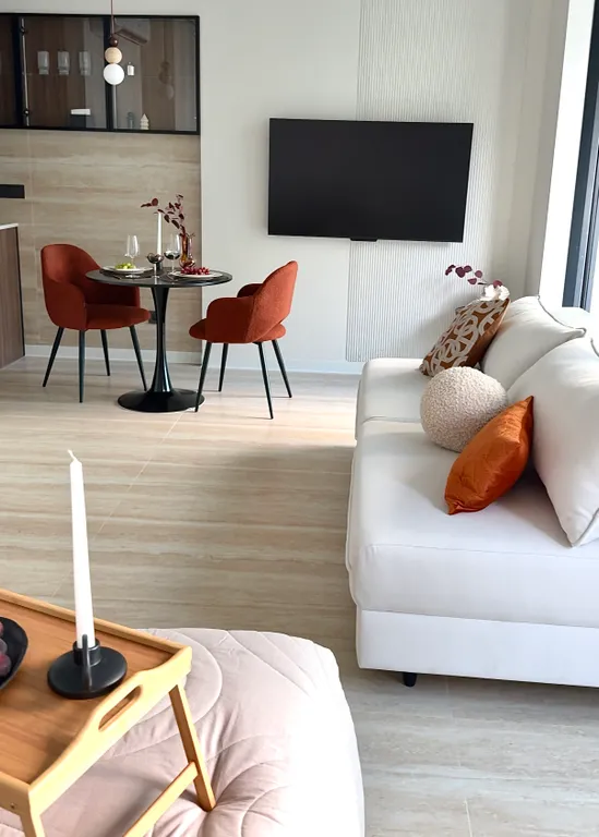 Апартаменты с балконом и видом на море