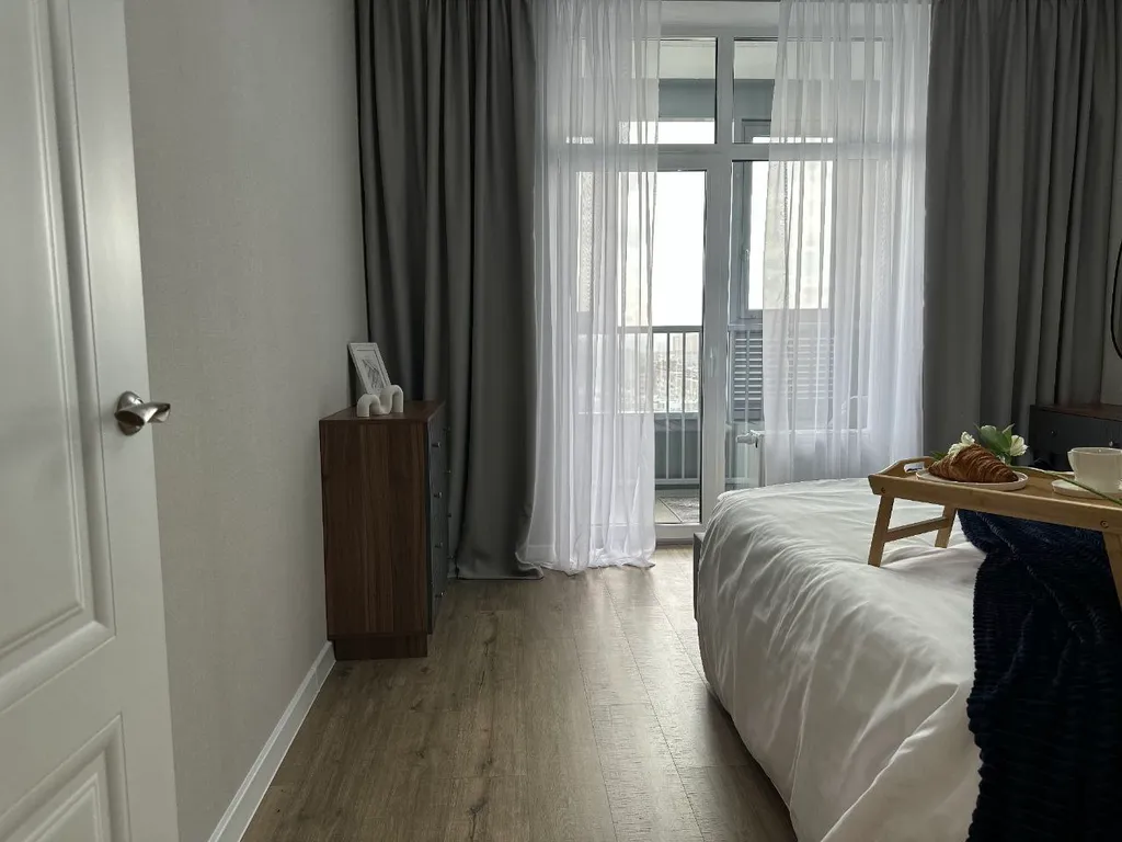 Стильные двухкомнатные апартаменты