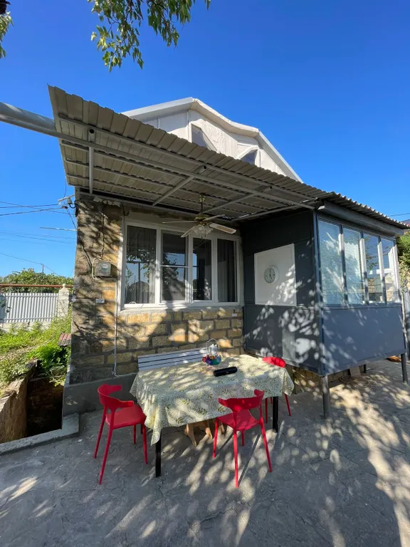 Уютный домик на берегу моря