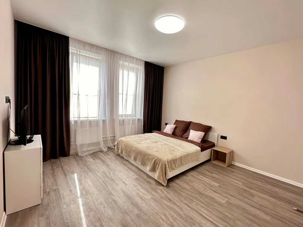 Полноценная однокомнатная квартира с балконом — аренда посуточно в Подольск