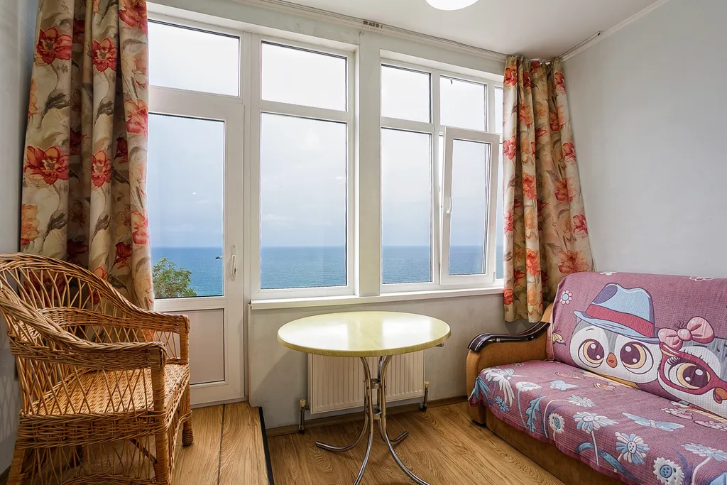 Апартаменты с видом на море и Храм