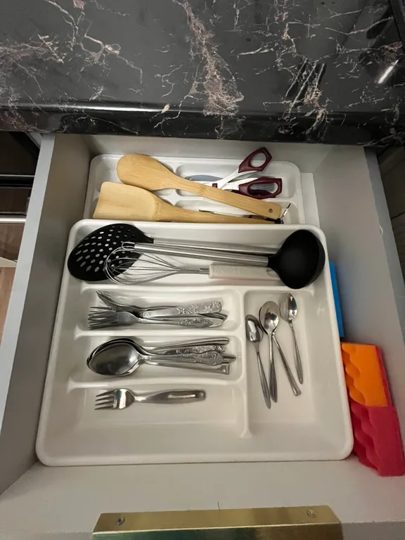 Видовая на озеро и город уютная квартира