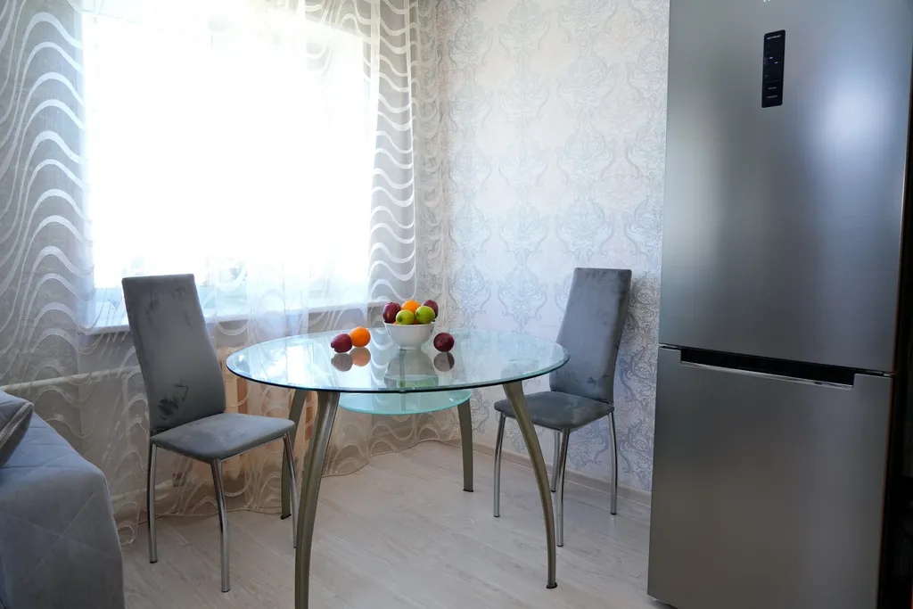 Панорамные апартаменты с видом на Иртыш