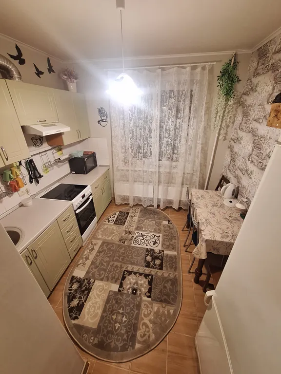 2-комнатная творческая квартира с характером владельца.