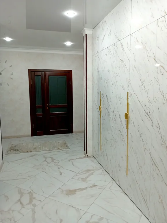 Квартира с видом на горы и набережную в центре города