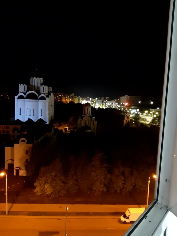 Квартира Уютная квартира возле метро на сутки — Минск