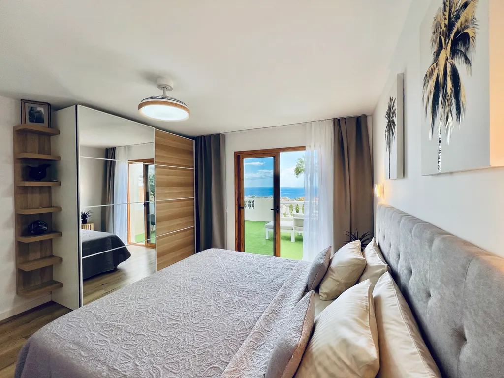 PaulMarie Apartment Lounge Cristina