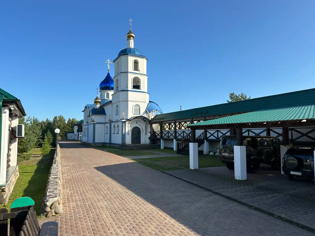 Дом на берегу озера Селигер D12