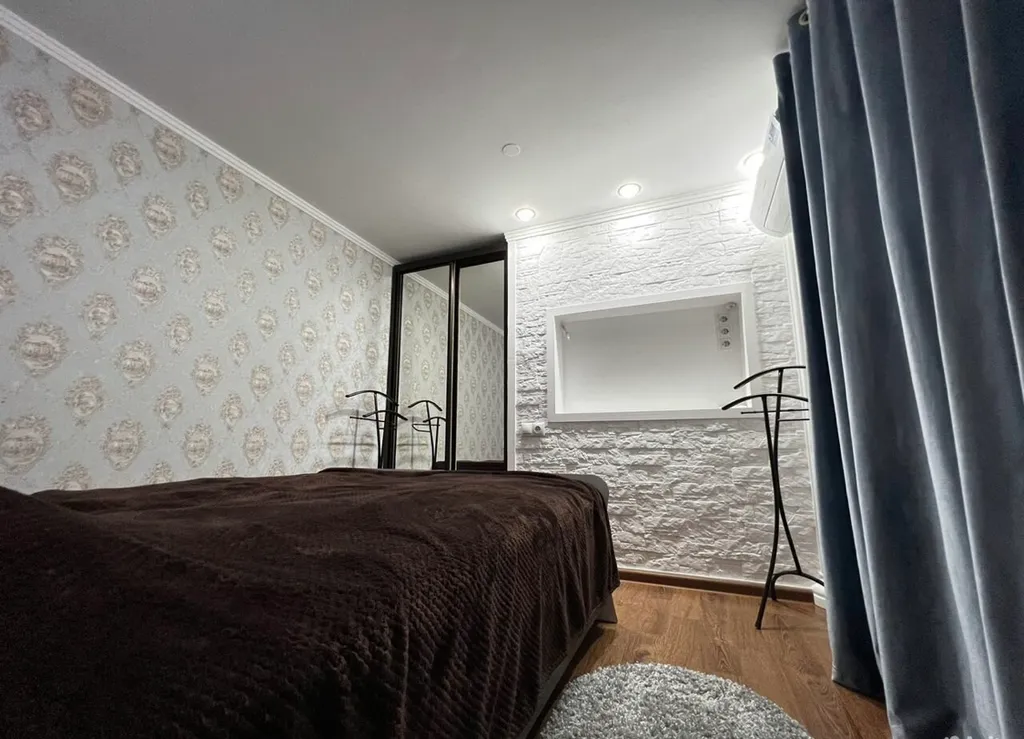 Дом на цветнике