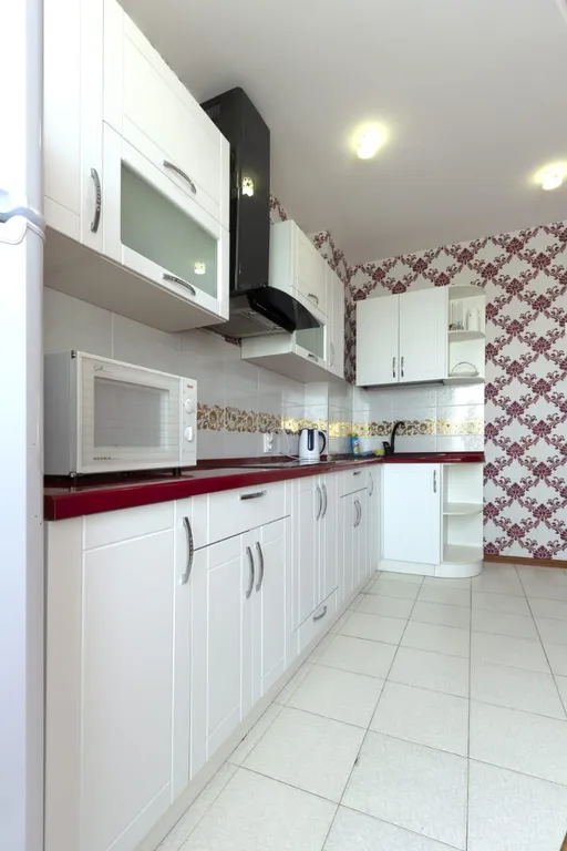 Просторная квартира (Уютный Дом)