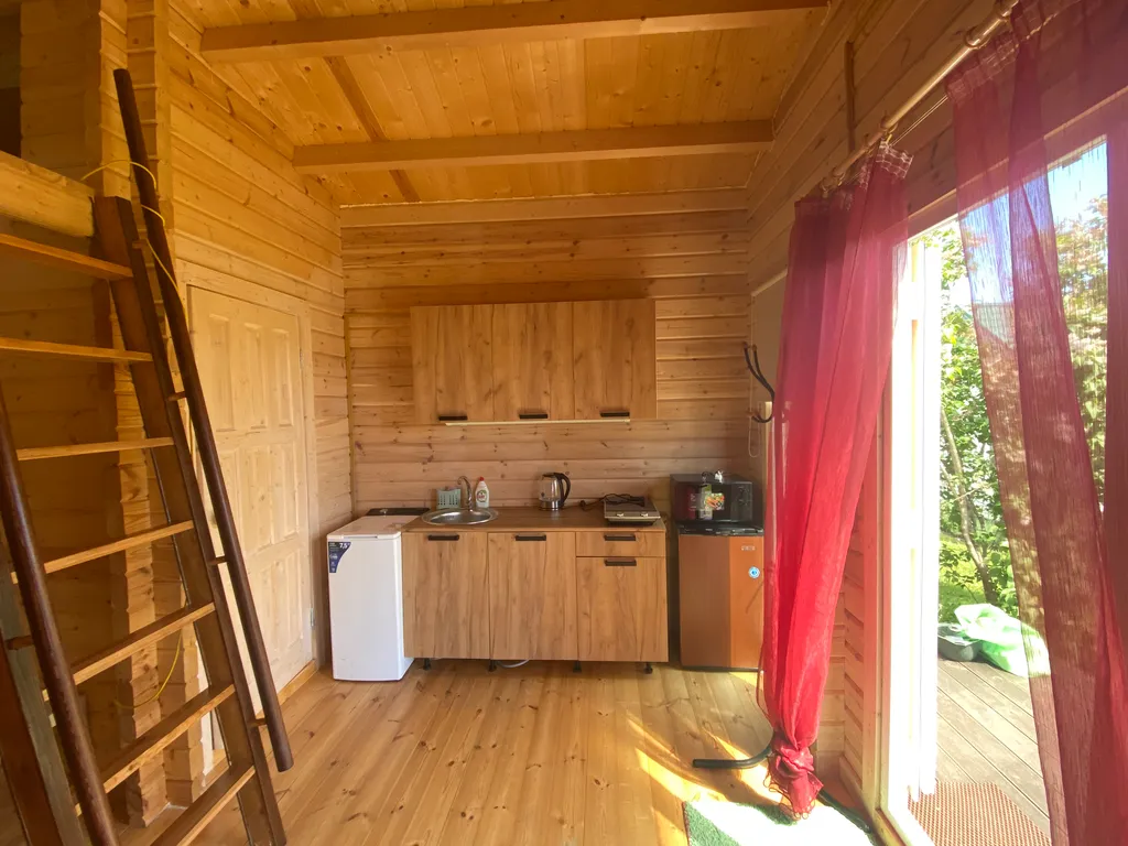 Коттедж на берегу озера