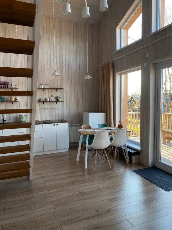 Новый светлый теплый атмосферный барнхаус с террасой “Barny”