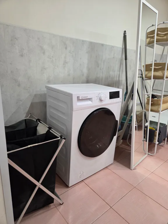 Современная 3-комнатная квартира в центре с дизайнерским ремонтом