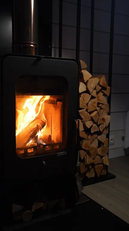 Коттедж под соснами