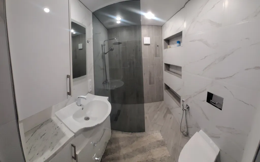 Дом около пляжа с уютным двориком