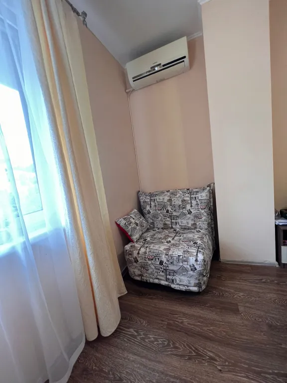 Апартамент с видом в центре Партенита